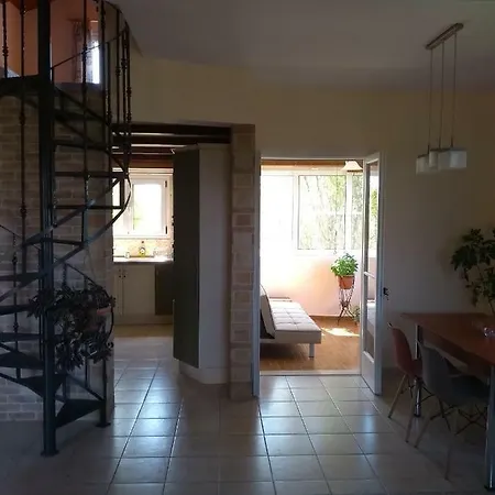 Joys Apartment Svoronata
